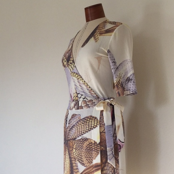 ROBERTO CAVALLI - JUST CAVALLI WRAP DRESS - Picture 3 of 5